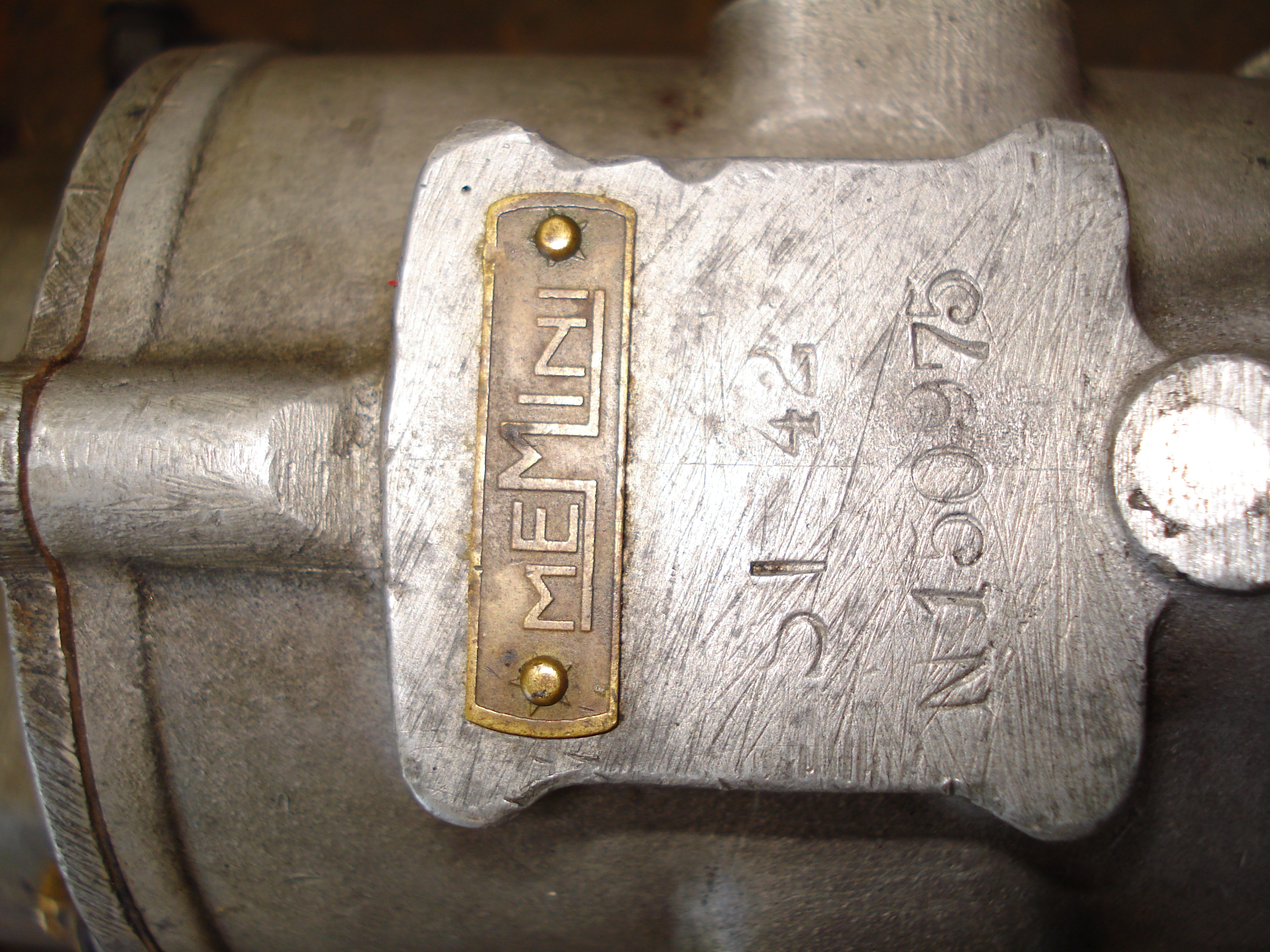 Memini carburetor markings