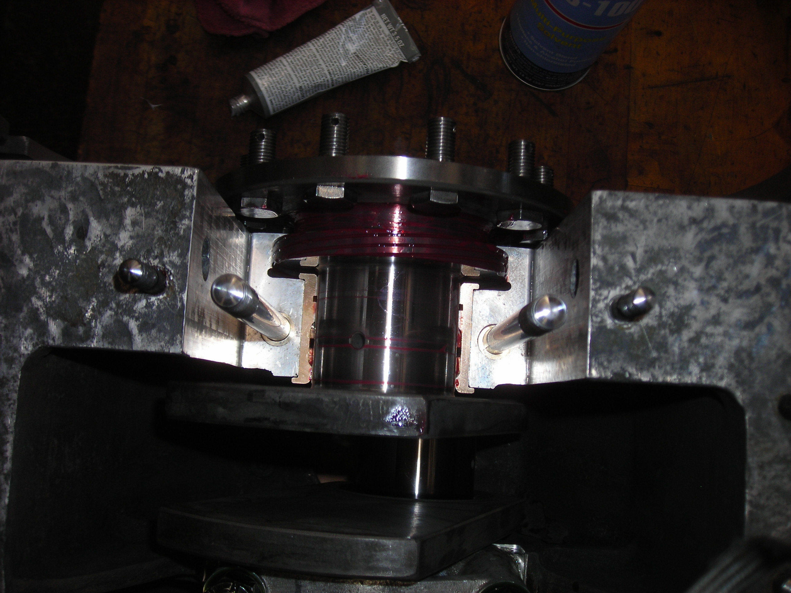 Original-style 8C scroll seal, coated with Redline assembly lube,