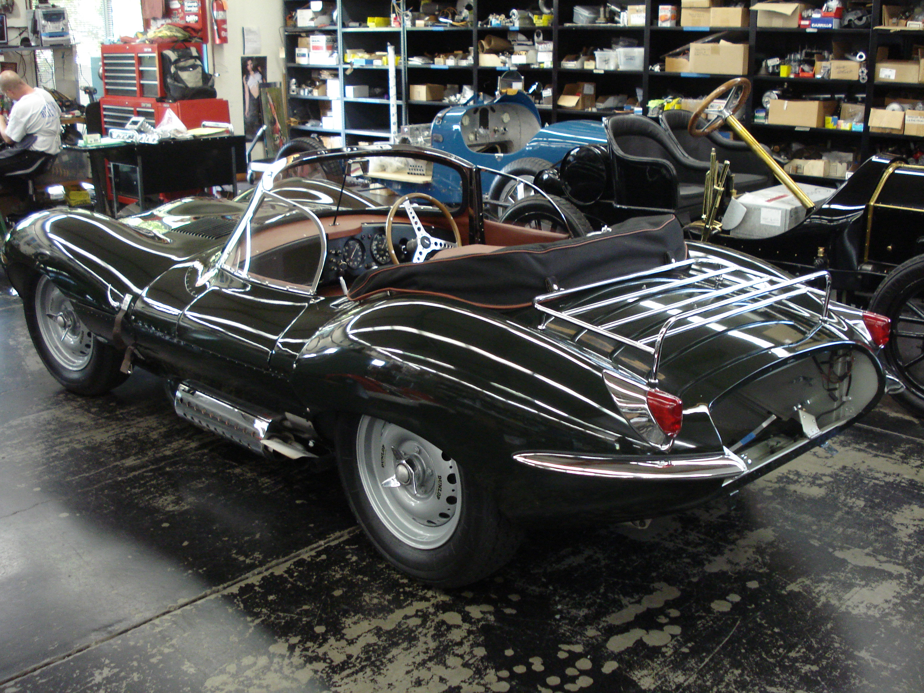 One day in the shop: Jaugar, Isotta-Fraschini, Bugatti