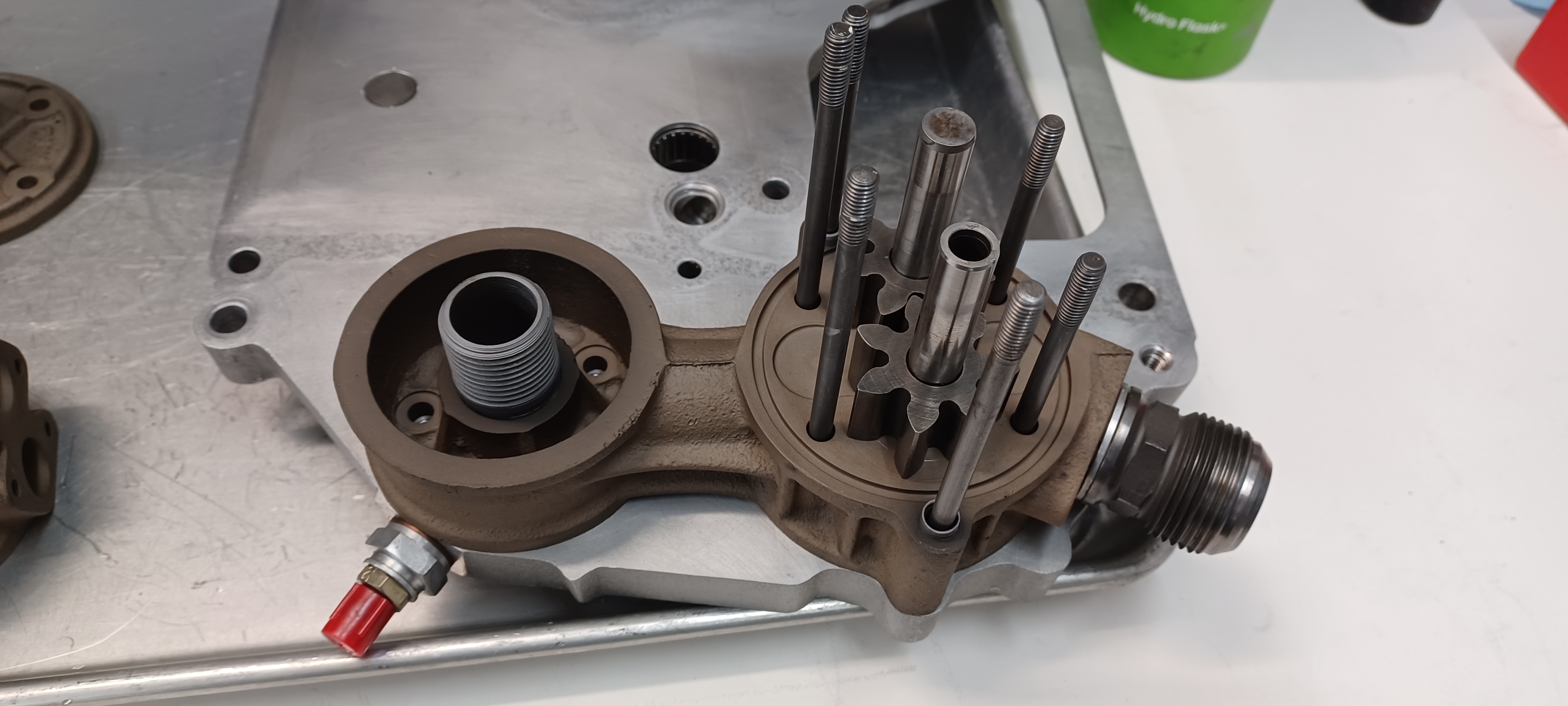 BMW M12 Oil Pump