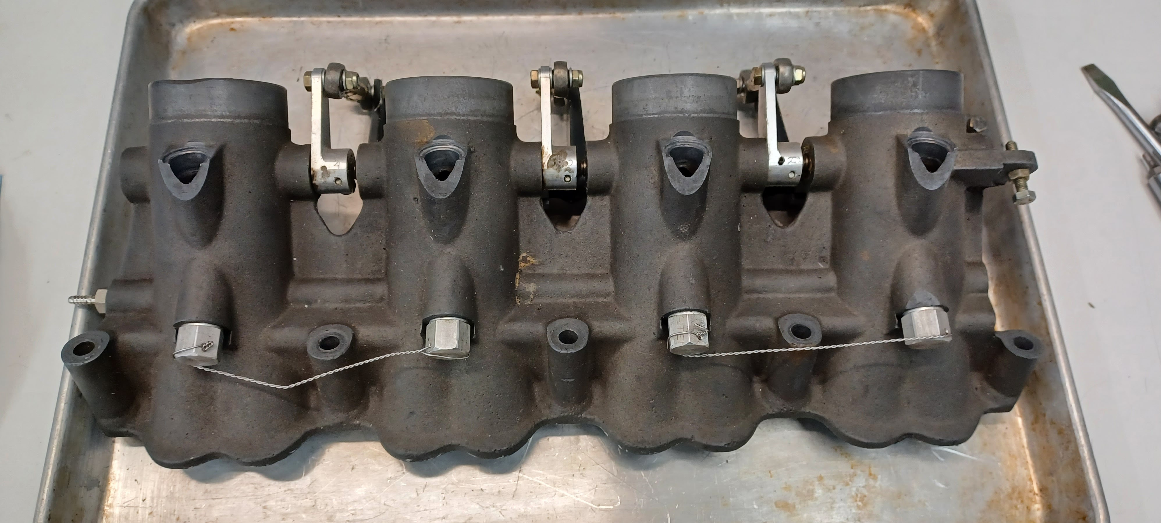 BMW M12 turbo intake with butterfly throttles