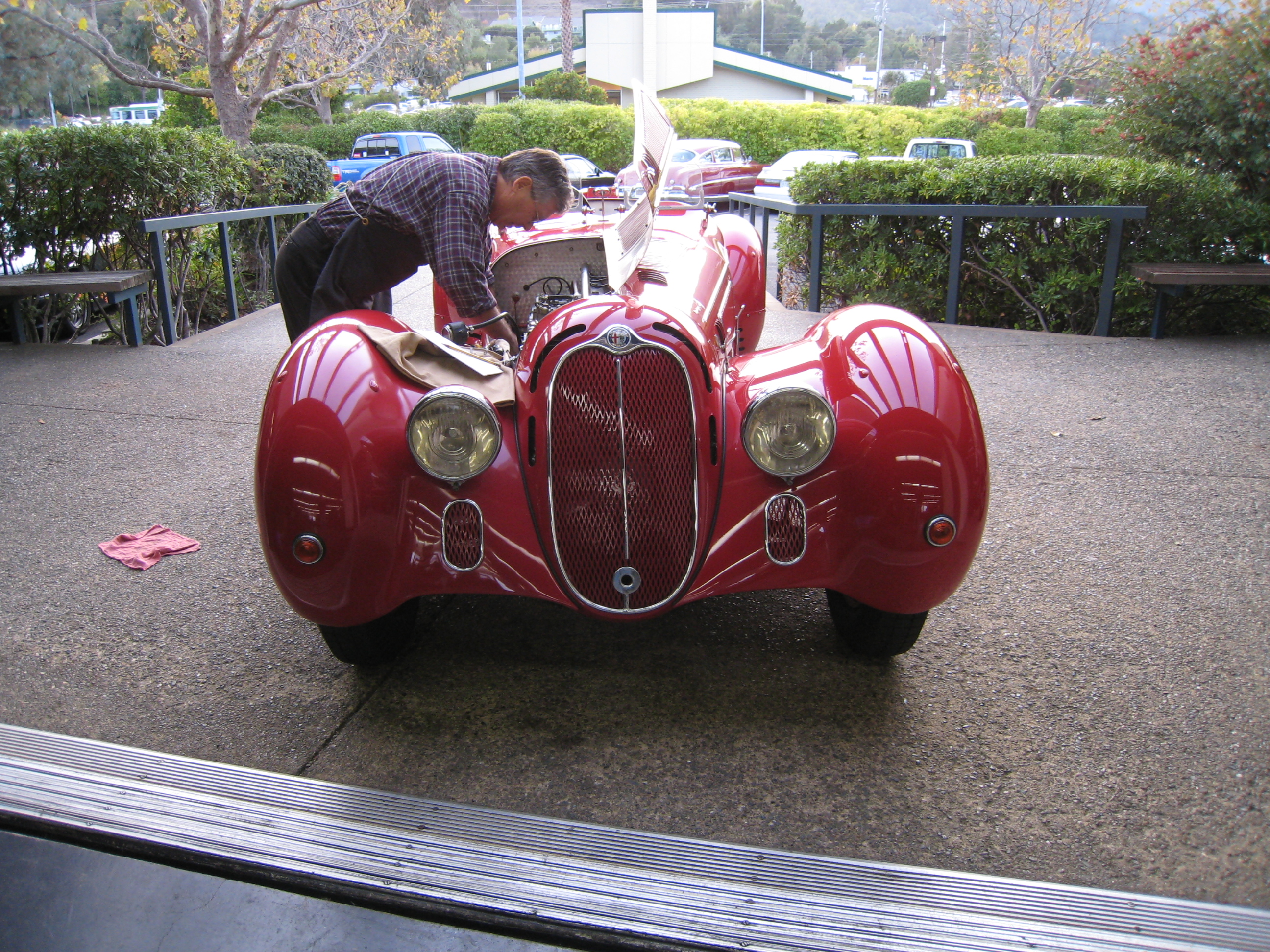 An Alfa Romeo 8C Recreation